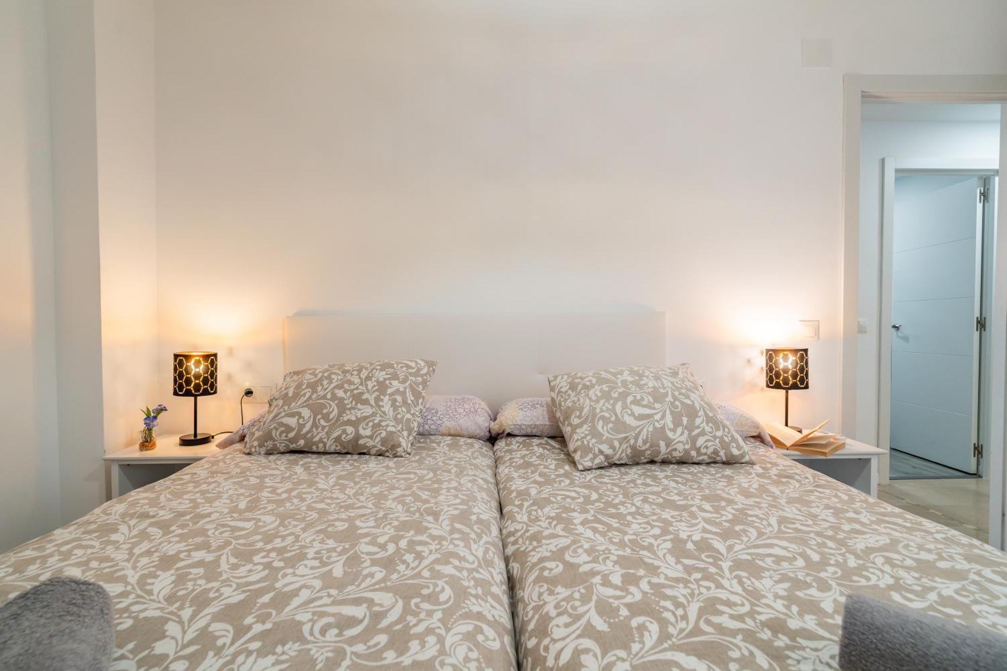 Casa Playa Guadalmar, Beautiful Apartment In Front Of The Sea, Wifi, Ac, Smart Tv, Private Parking Málaga Exterior foto